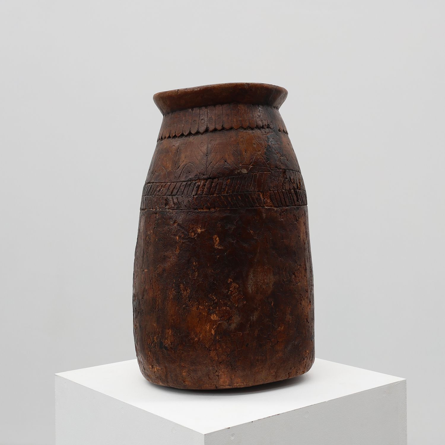 Rare Rustic wabi sabi style vase in solid wood, France 1800s-img